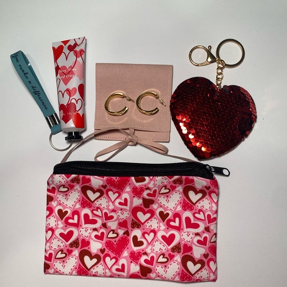 18K Gold Plated Brass Half Hoop Earrings & More Bundle - Picture 5 of 9